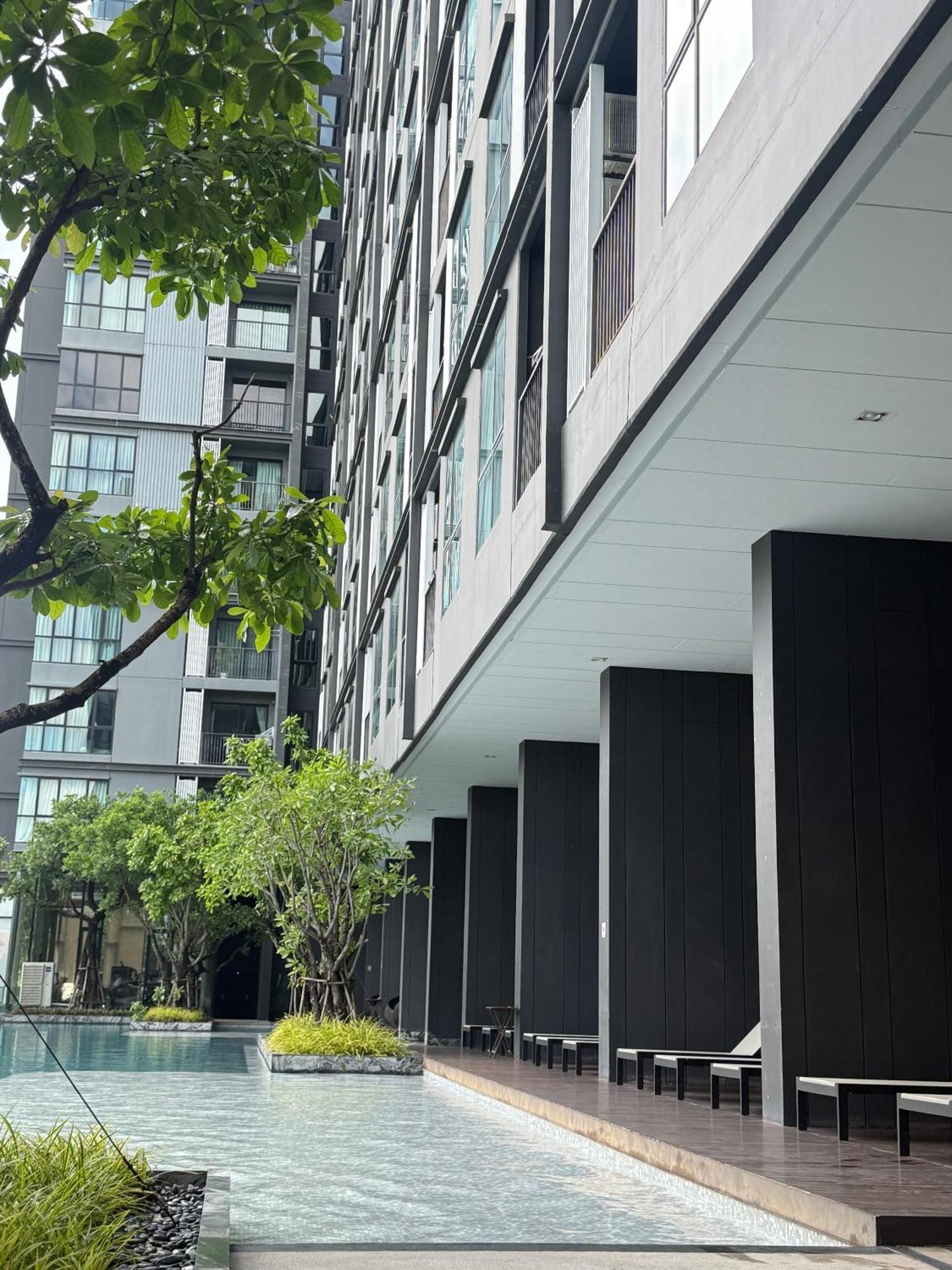Apartamento The Base Udon Thani Exterior foto